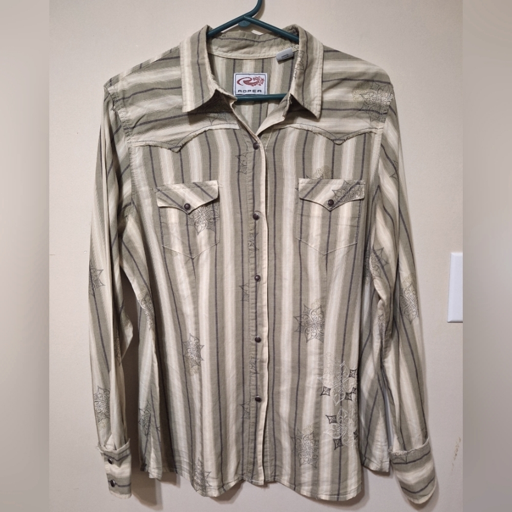 ROPER large Women's Longsleeve button-down pocket embroidered striped shirt
